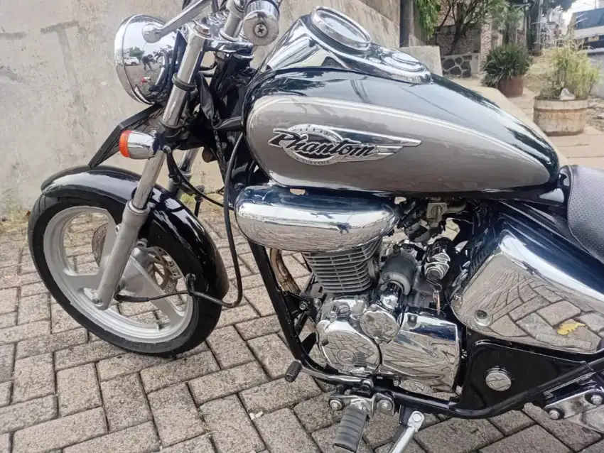 PHANTOM 2004 CASH ONLY MURAH MERIAH MASIH NEGO UNIT GRES BERGARANSI