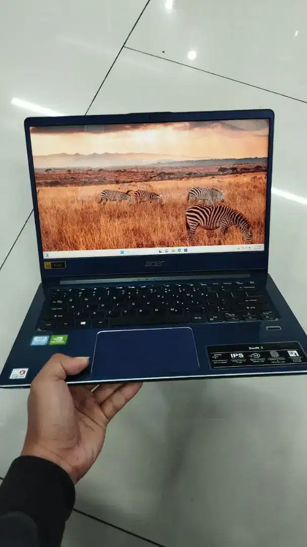 Laptop ACER SWIFT 3