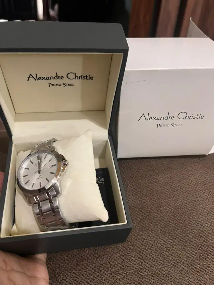 Jam tangan pria Alexandre Christie