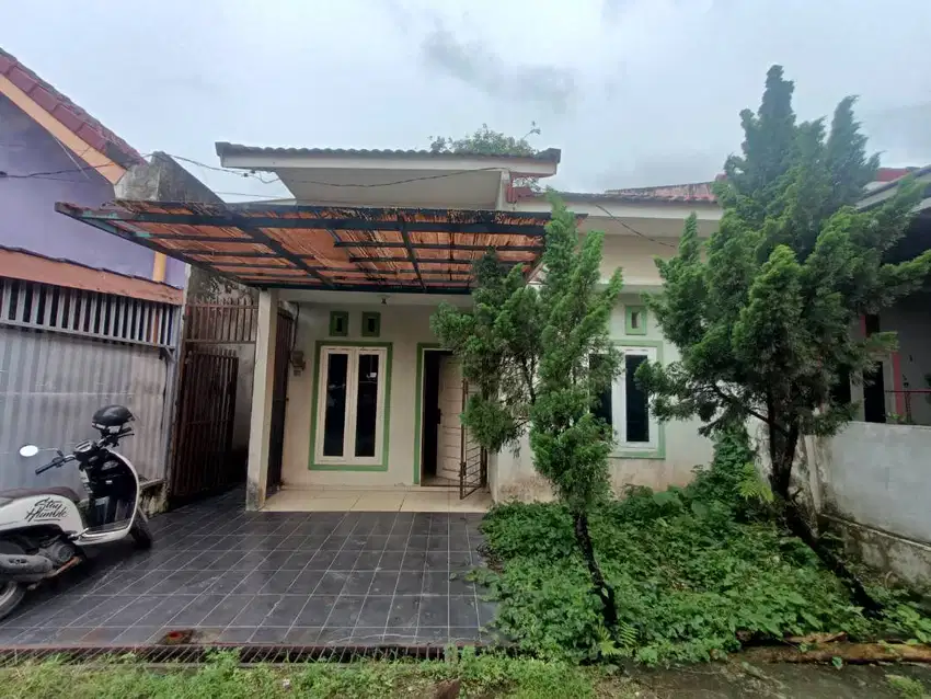 Dijual Rumah di Jl Dr Sutami PT. Pusri Palembang
