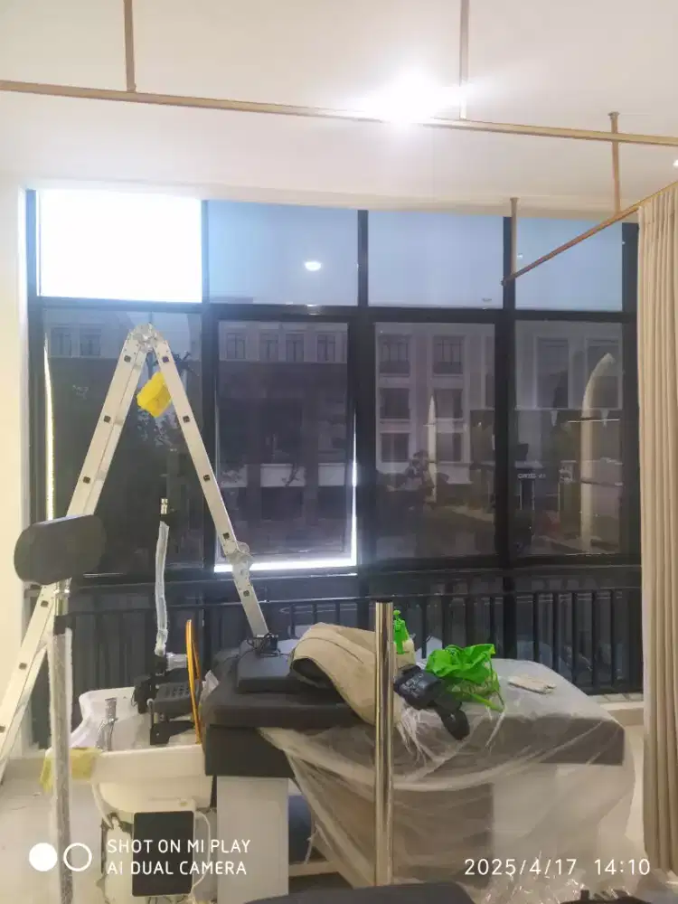 Sticker sanblast dan kaca film