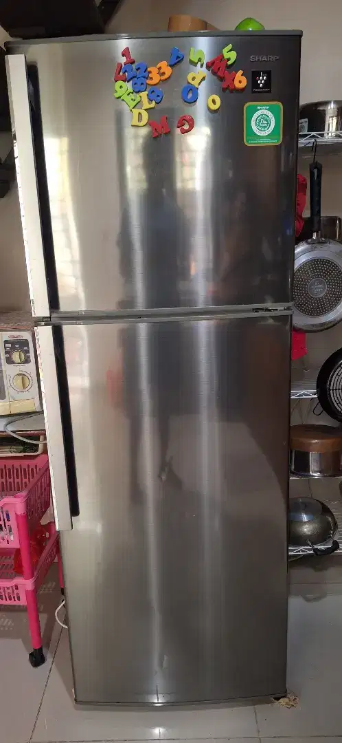 Kulkas 2 pintu sharp