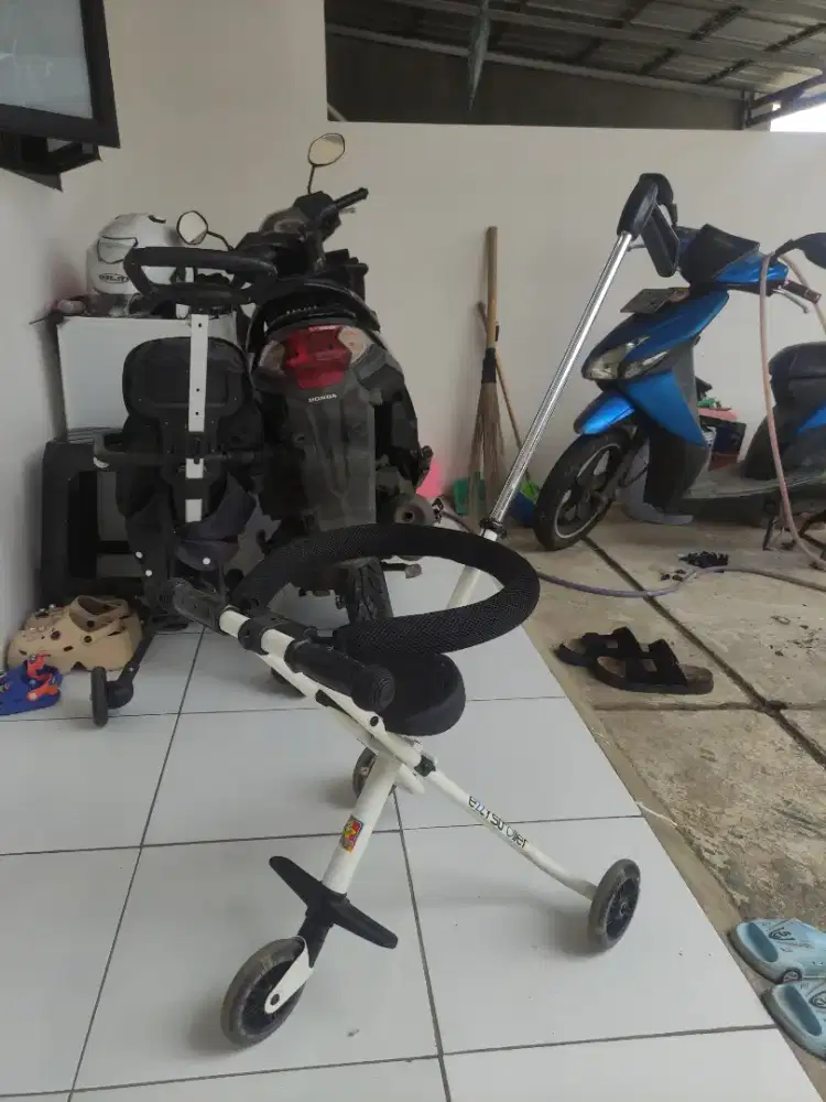 Sepeda roda 3 atau stroller 3 roda