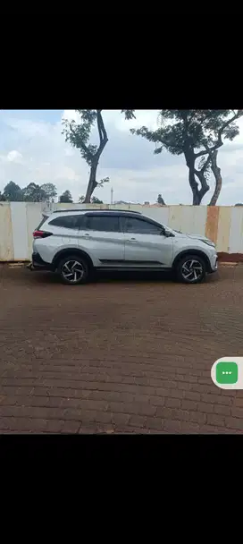 Toyota Rush silver 2023 Matic