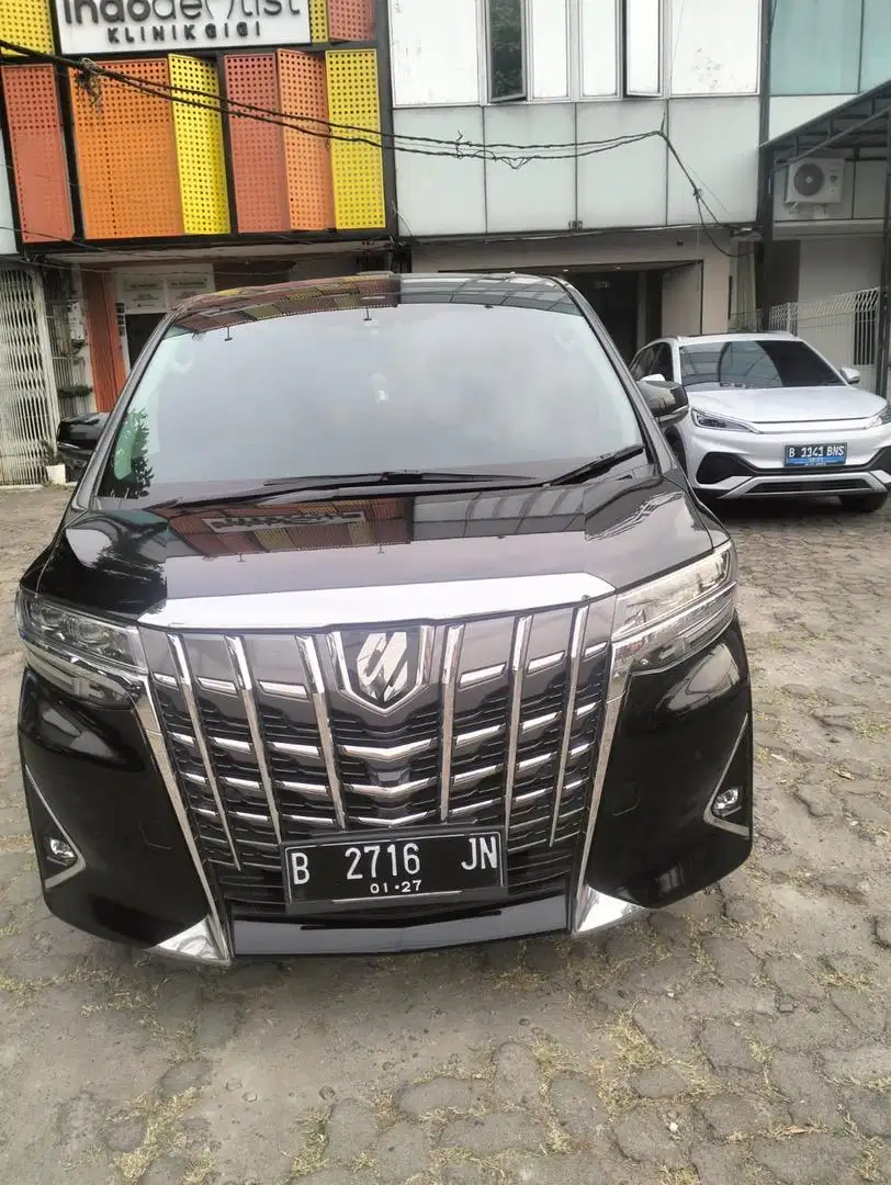 Jual Toyota Alphard 2.5 G AT Hitam