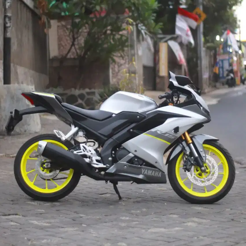 R15 V3 SILVER 2021 CASH//CREDIT DP HANYA 1 JUTA PAJAK PANJANG UNITGRES