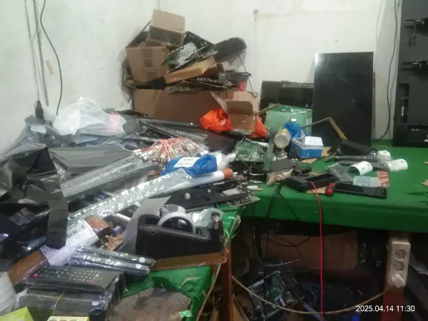 Service servis tv lcd led smart android kulkas