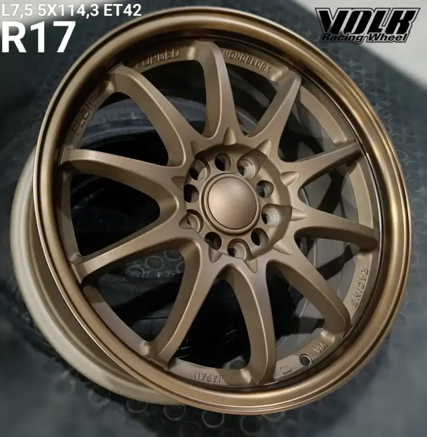 Jual velg mobil ce28 r17 5x114,3 innova terios rush ertiga dll