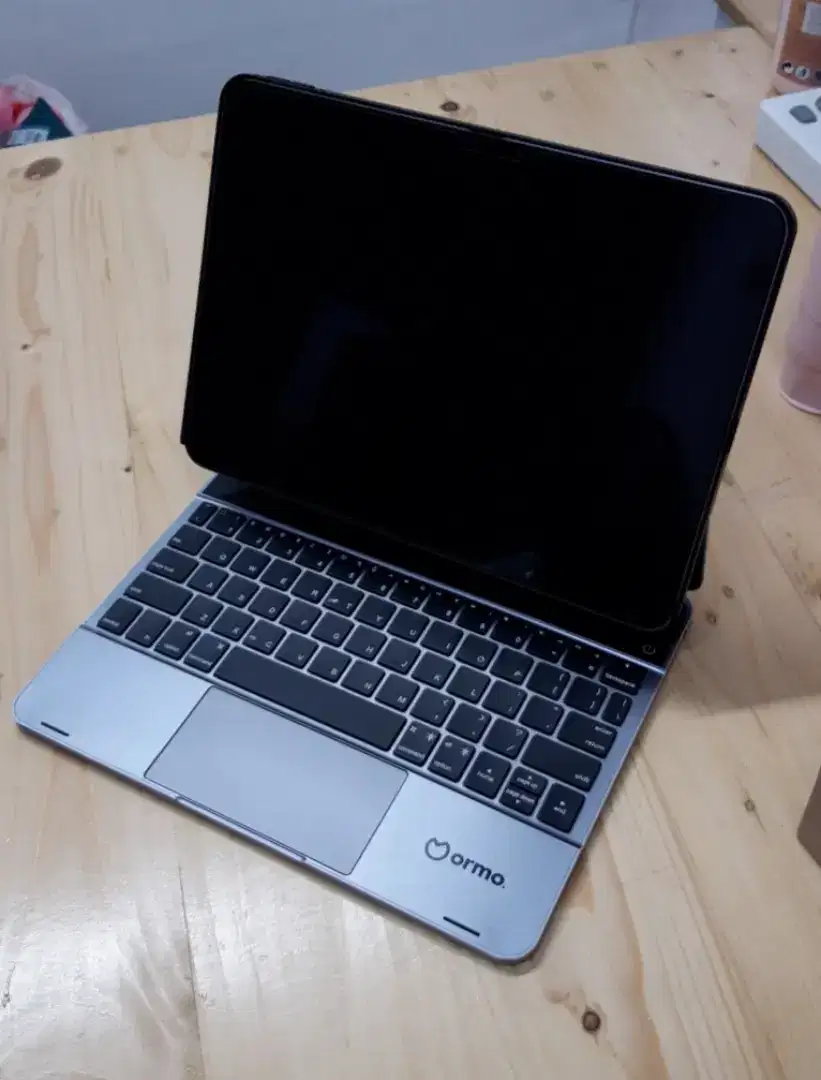 Ormo Floating Magic Keyboard Alumunium for iPad Air/pro 11 Inch