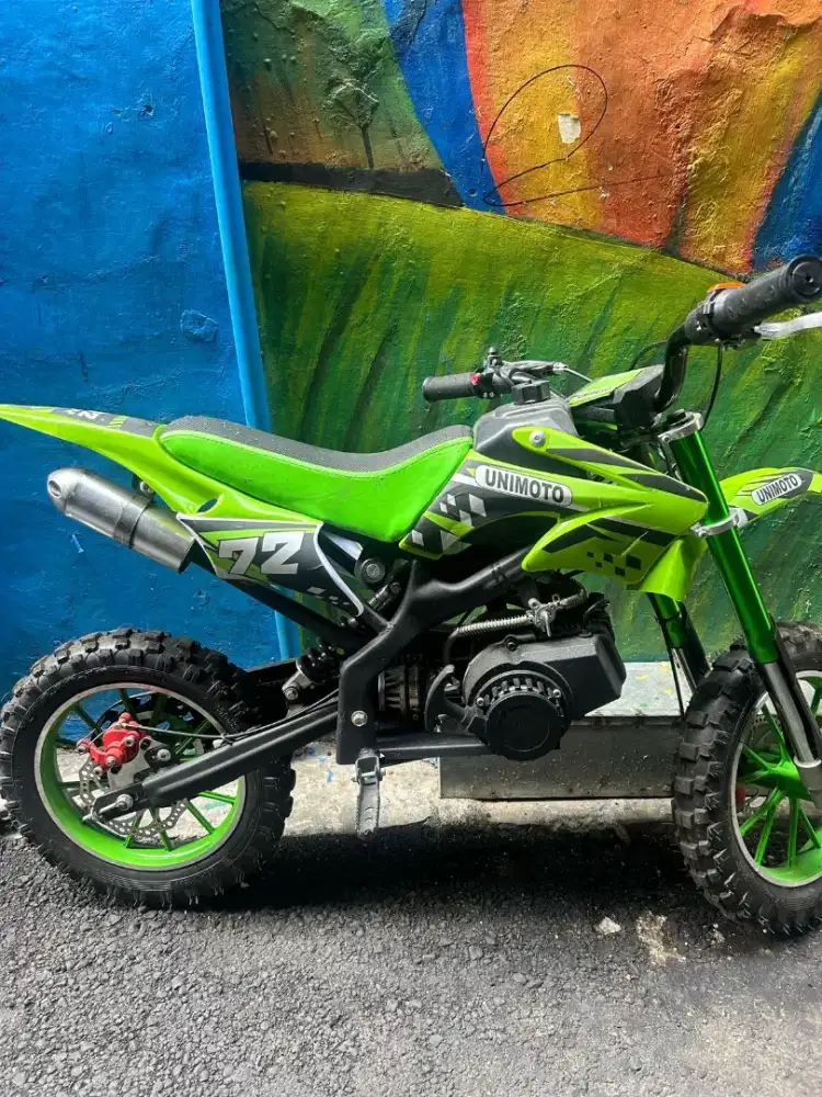 DIJUAL SEPEDA MOTOR KECIL MESIN 2 TAK