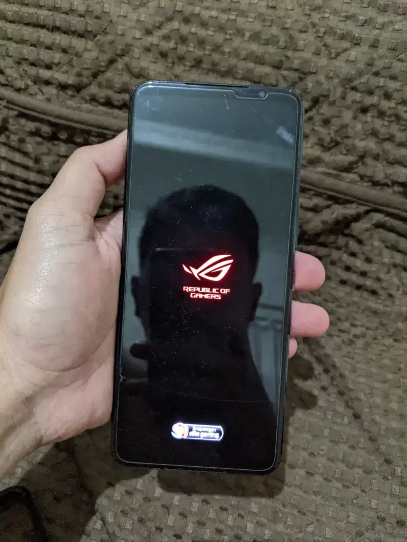 Dijual Asus ROG Phone 6 kondisi Bootloop / Restart terus