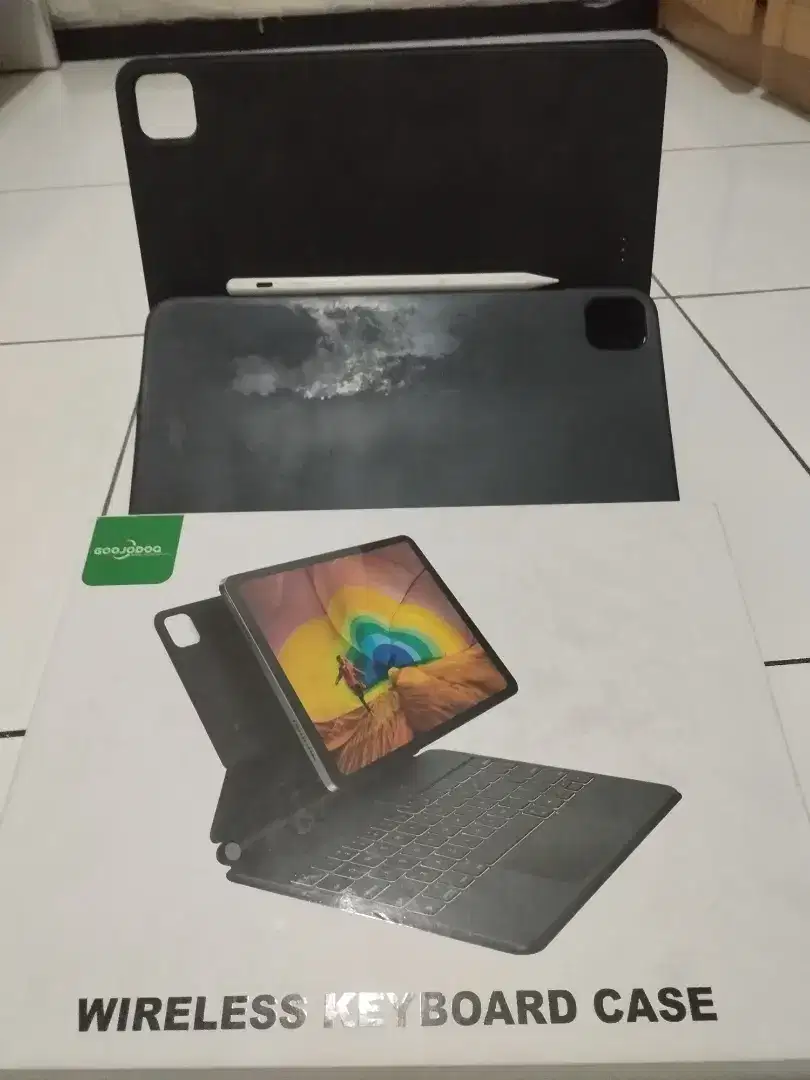 Magic keyboard goojodog A1905 + casing iPad pro 11
