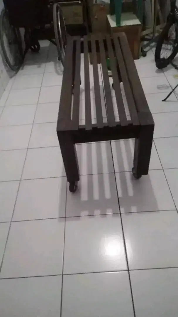 Kursi caffe jati nego ditempat