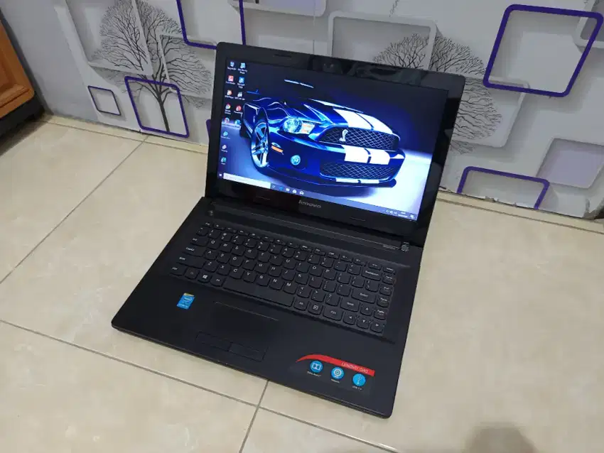 Lenovo core i5-5200U dg graphic R5 M330,ram 8gb dan ssd 256gb