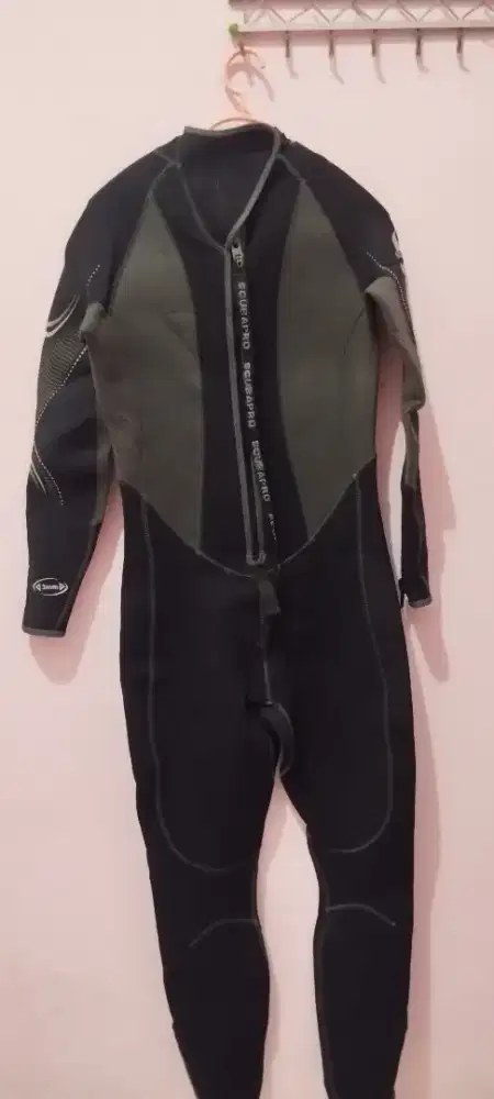 baju scuba diving