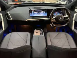 BMW iX 2023 Listrik