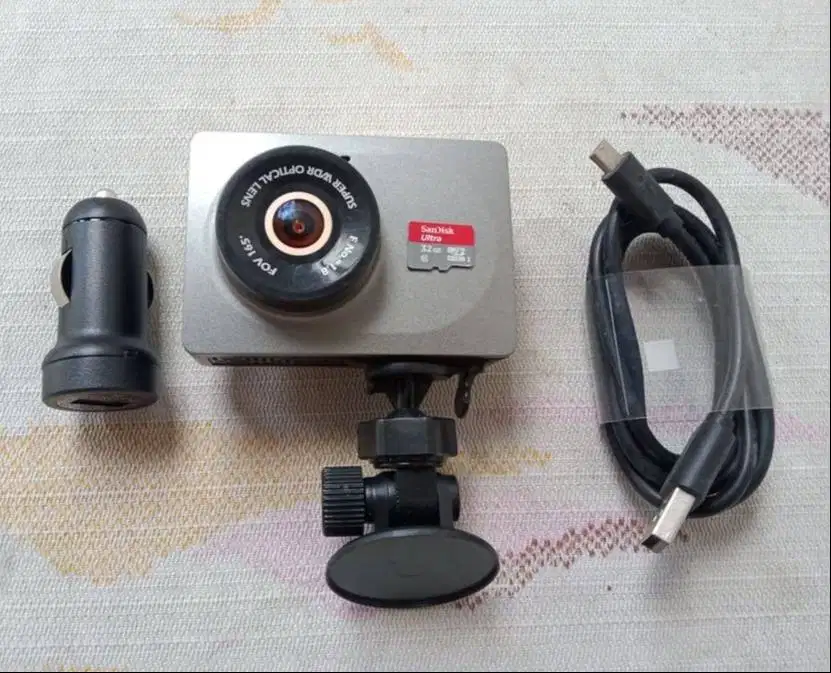 DashCam XIAOMI Yi Tipe International Version, Kondisi 99%, Test Pakai.