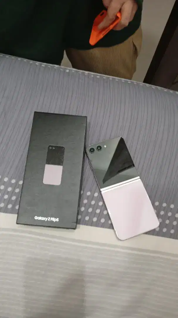 Samsung flip5 lengkap garansi SEIN