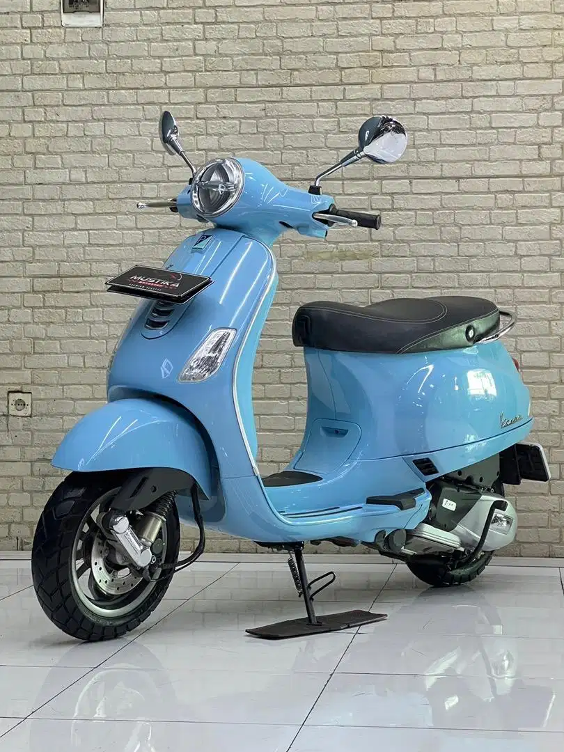 Odo 7rb Istimewa!!Vespa LX 125 LED 2022 Plat Jatim Mlus