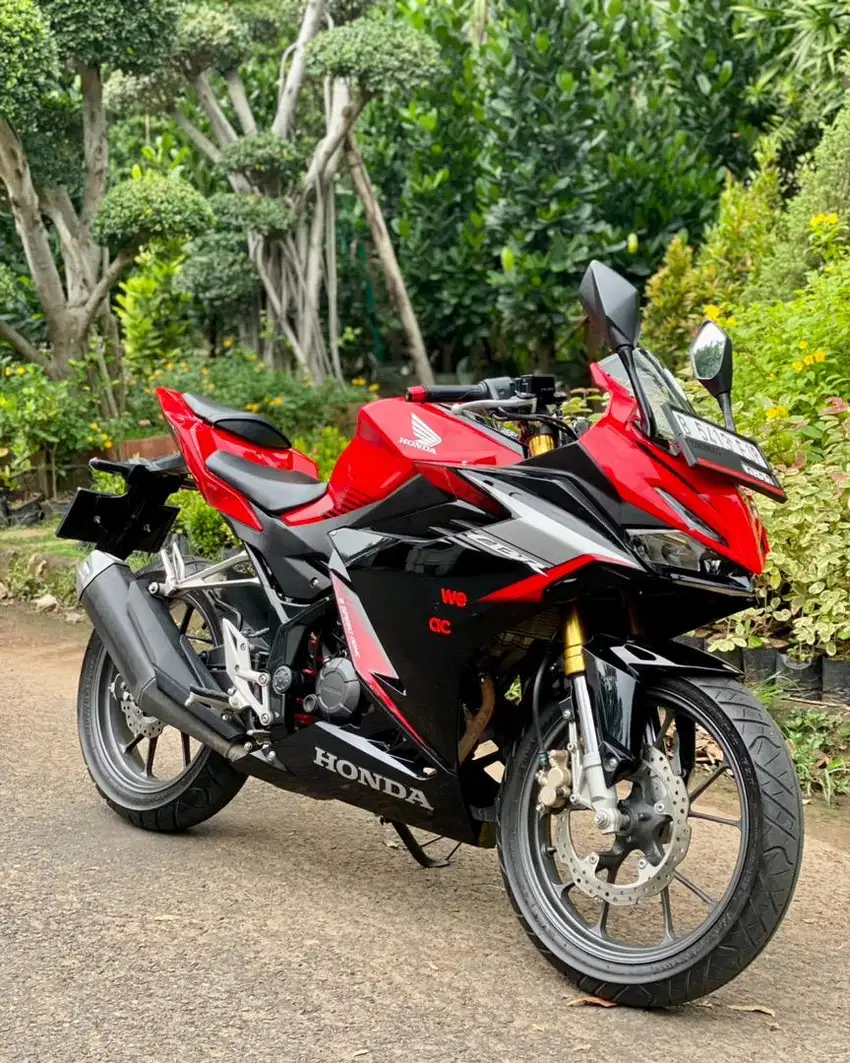 HONDA CBR 150R TAHUN 2022 LOW KM 5K PAJAK PANJANG LIKE NEW