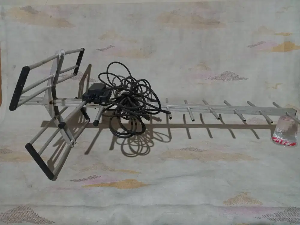 Antena TV Digital Outdoor Merk INTRA, Kualitas Siaran BAGUS & JERNIH.