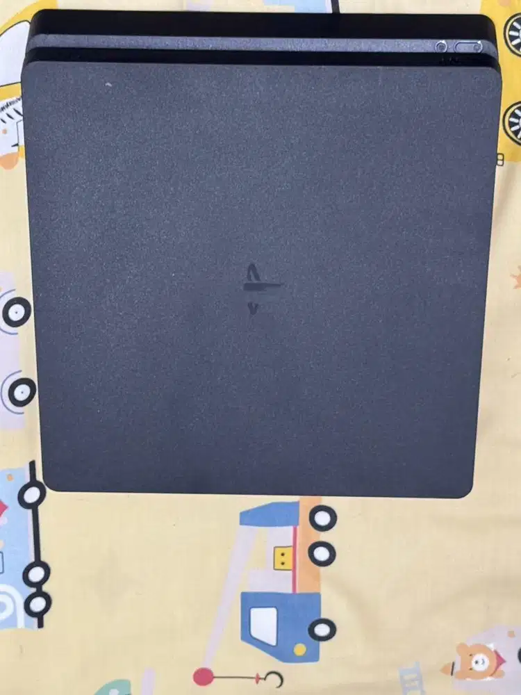 Jual PS4 slim 1TB