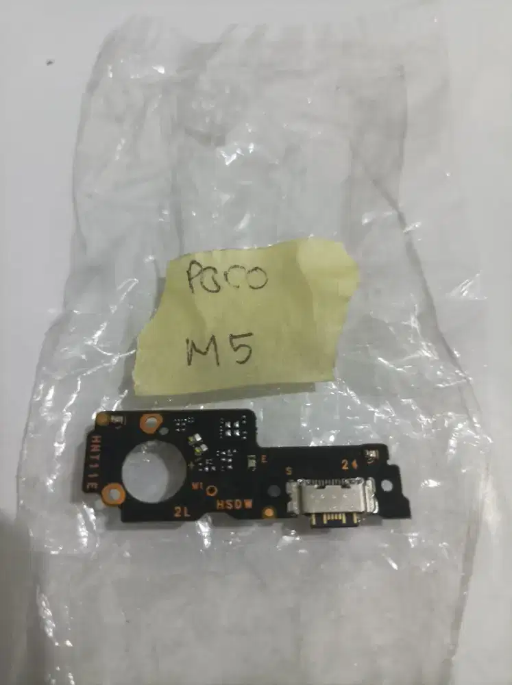 Flexible board bawah casan poco m5