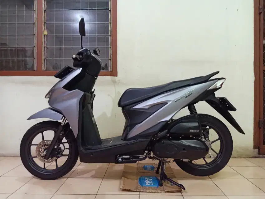 Honda BEAT DELUXE ALARM CBS ISS 2024 BL 10 ( NEW MODEL / LIKE NEW) DKI