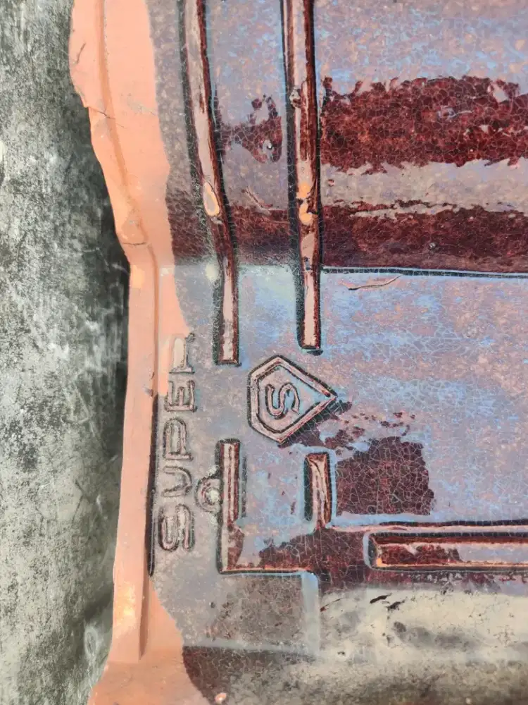 Genteng merk Super masih bagus mengkilap