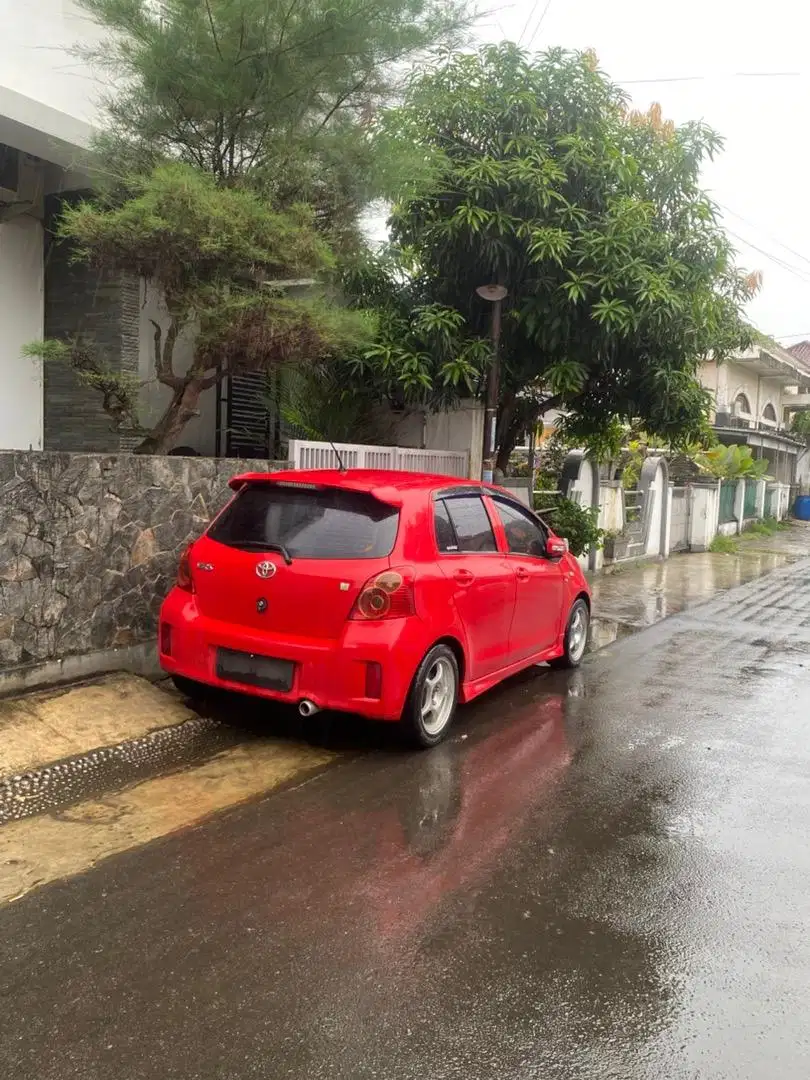 yaris 2012 Manual