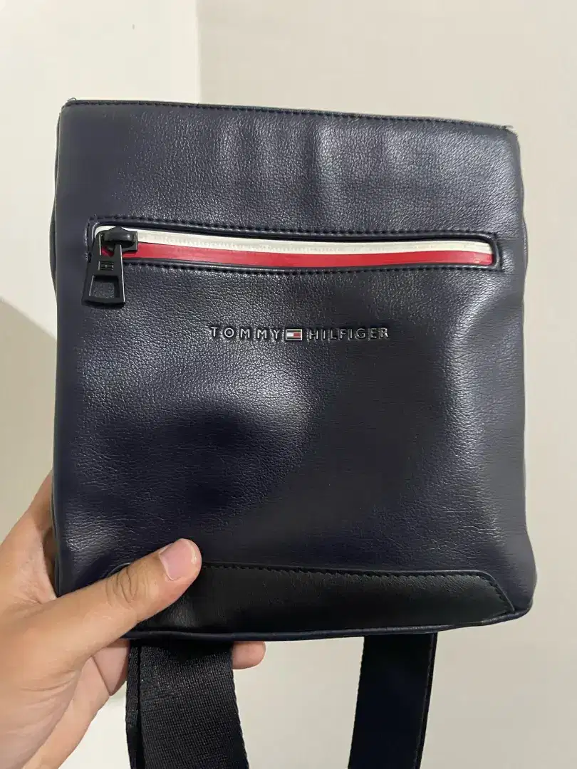 Sling bag Tommy Hilfiger