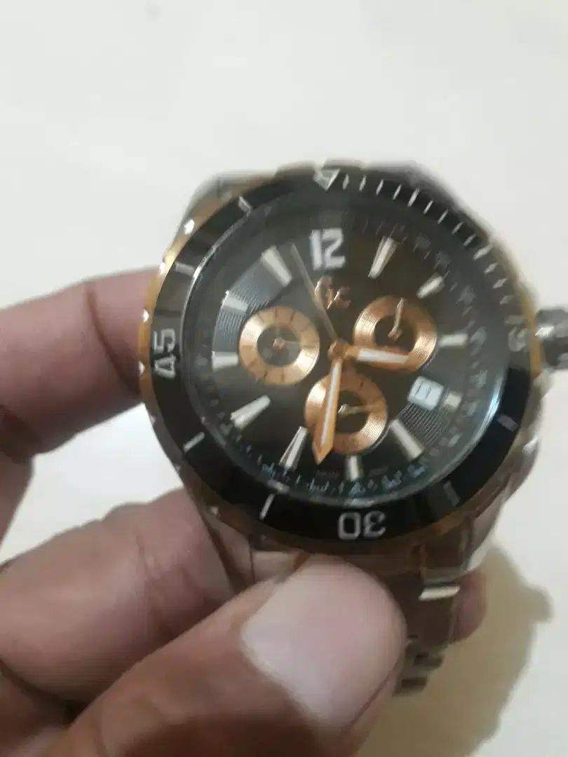 Jam Tangan Guess Collection Swiss