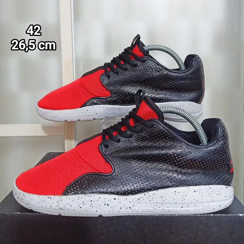 Air Jordan Eclipse Black Red