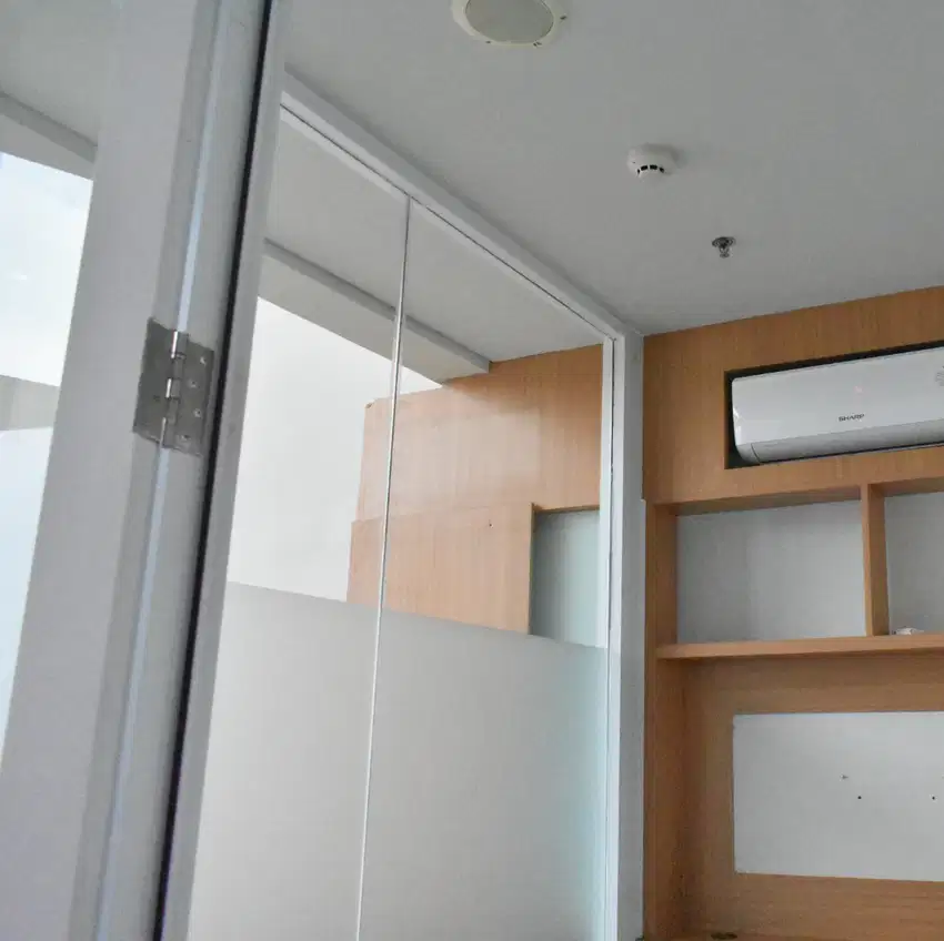 Kantor Soho Pancoran Jakarta dijual Murah Fully Furnish