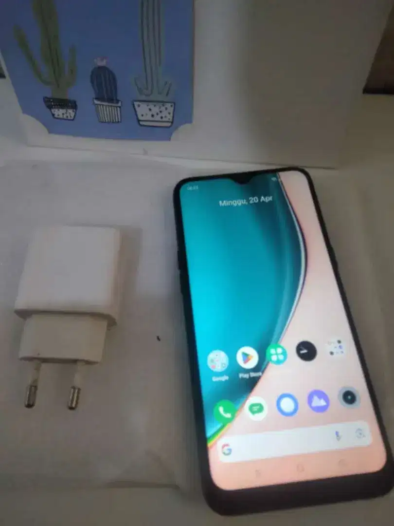 Realme 3 Ram 3/64 hp+casan mulus