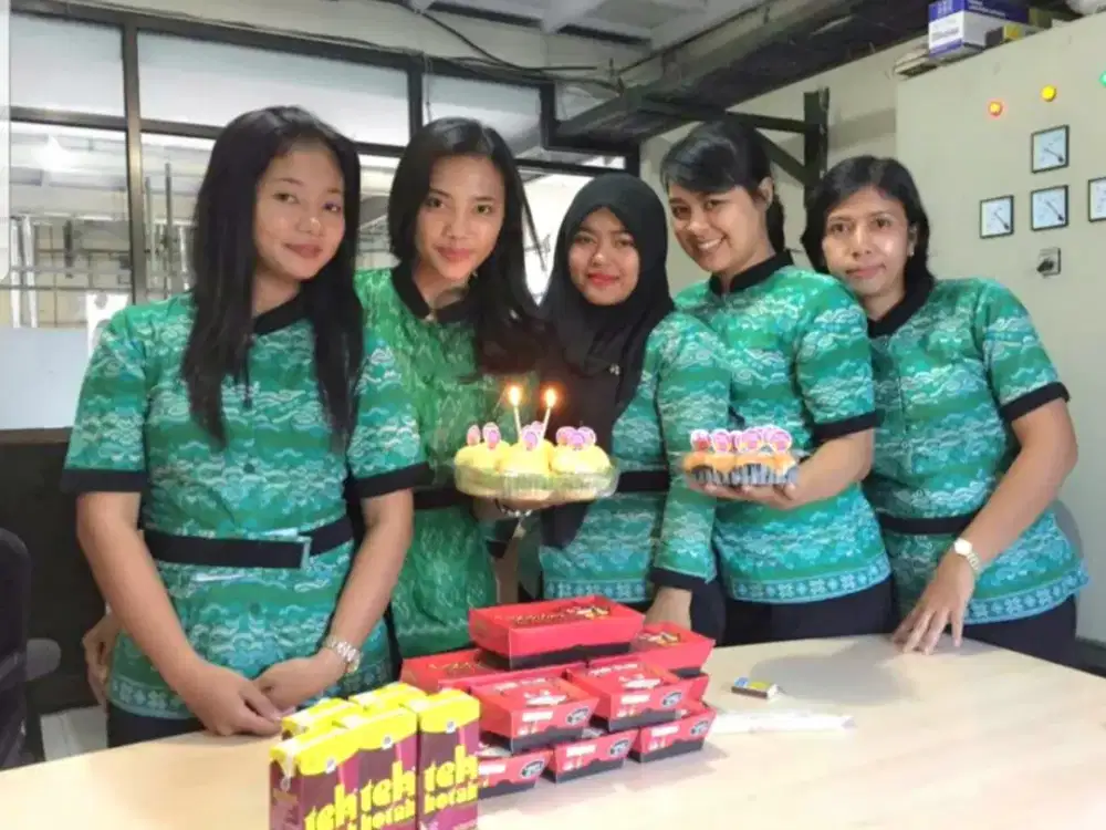 Administrasi  fresh Graduated