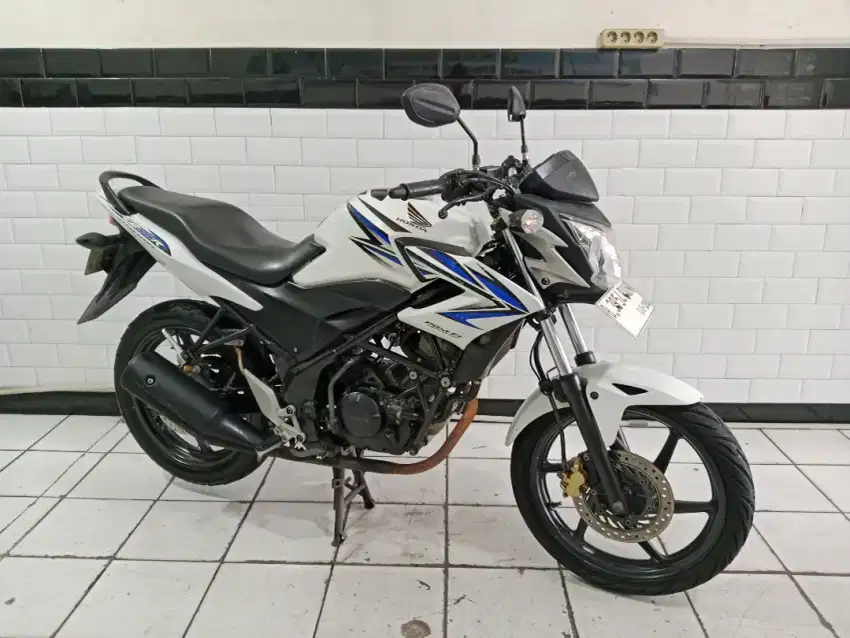 Cb150r tahun 2013 lengkap orisinil cakep mesin jos