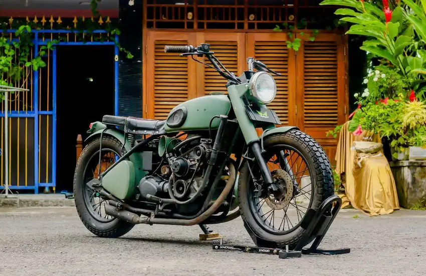 Mitsubishi vulcan 550 minicab Custom ala BSA