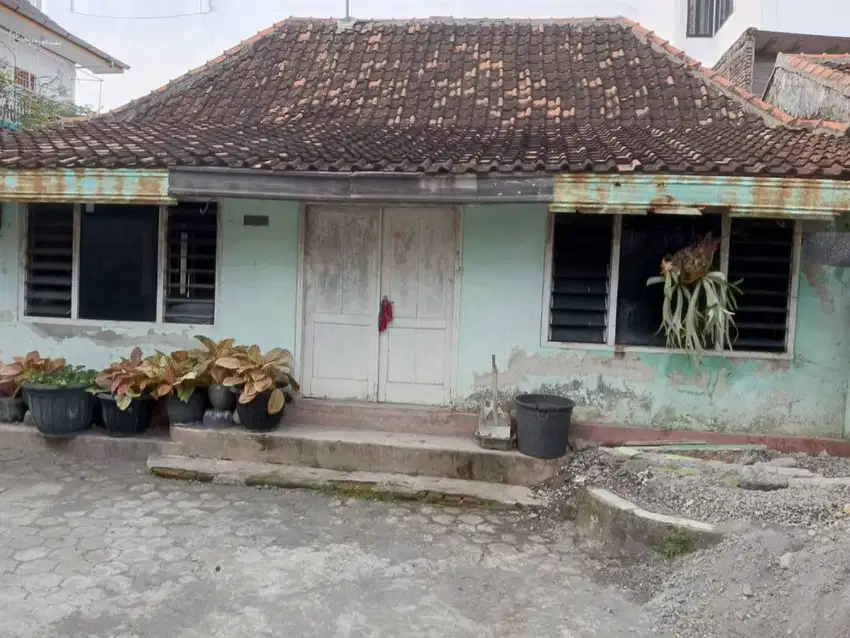 Rumah di Pusat Kota Yogyakarta
