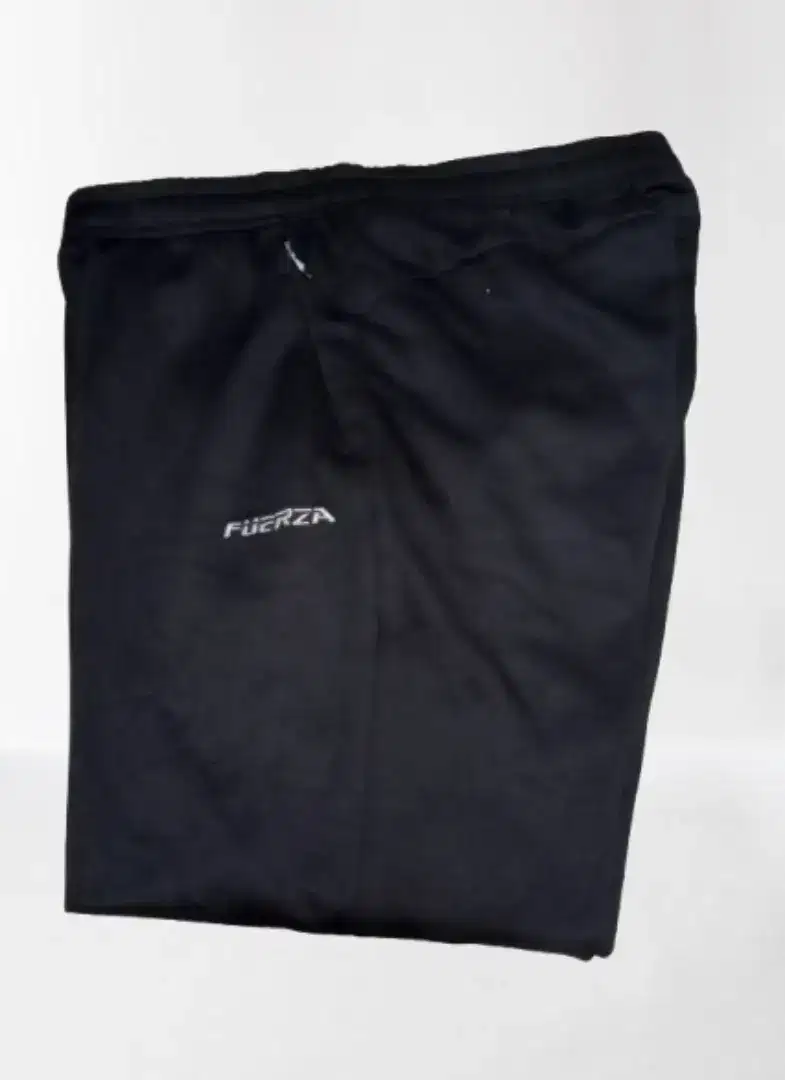 Celana training fuerza pinggang karet