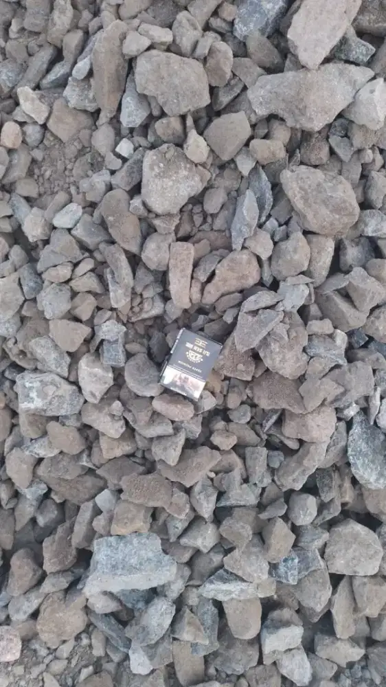 Batu kali belah split stone basecourse makadam kapur limestone