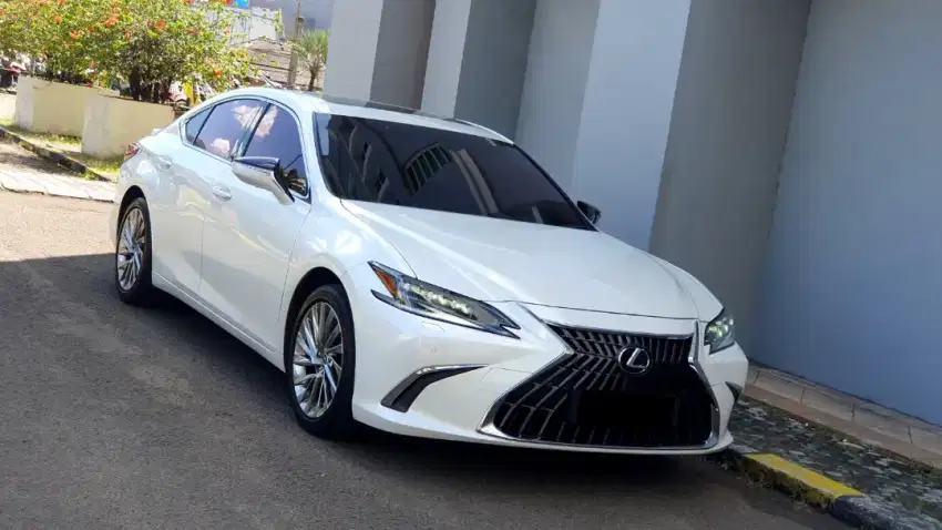 [KM 20RB] Lexus ES300 ES 300 Hybrid Ultra Luxury Facelift AT 2023 2024