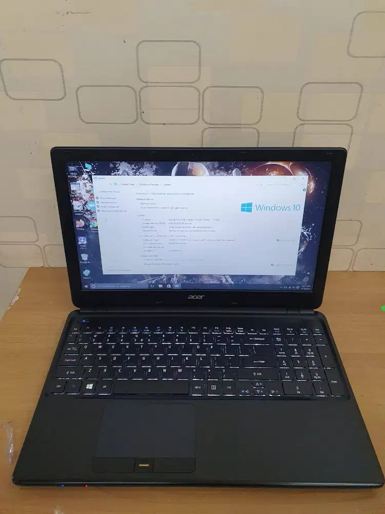 laptop acer core i3 4gb layar 15inc HDMI backlight D