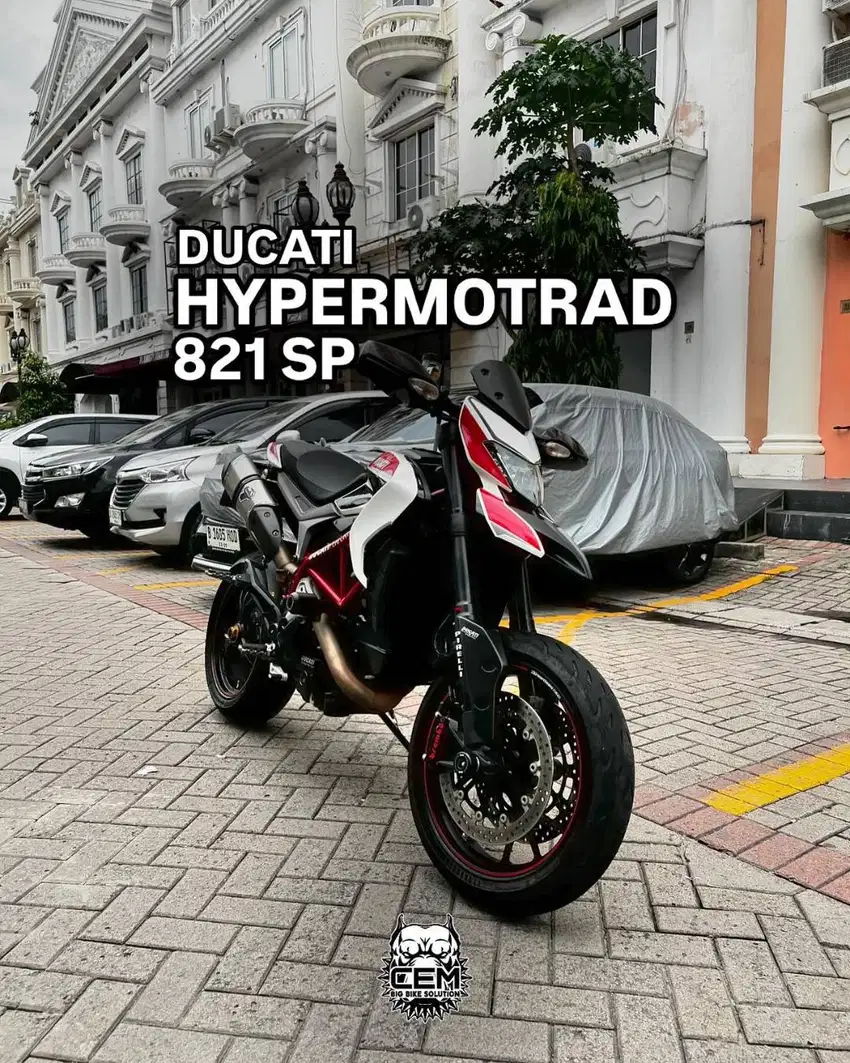 Ducati Hypermotrad 821 SP MOTOR MULUS SENSOR AMAN SEMUA SIAP MEJENG