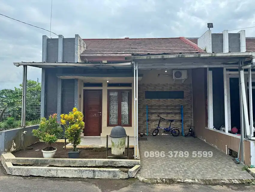 Perum Pinggir Jalan Leuwidahu Indihiang