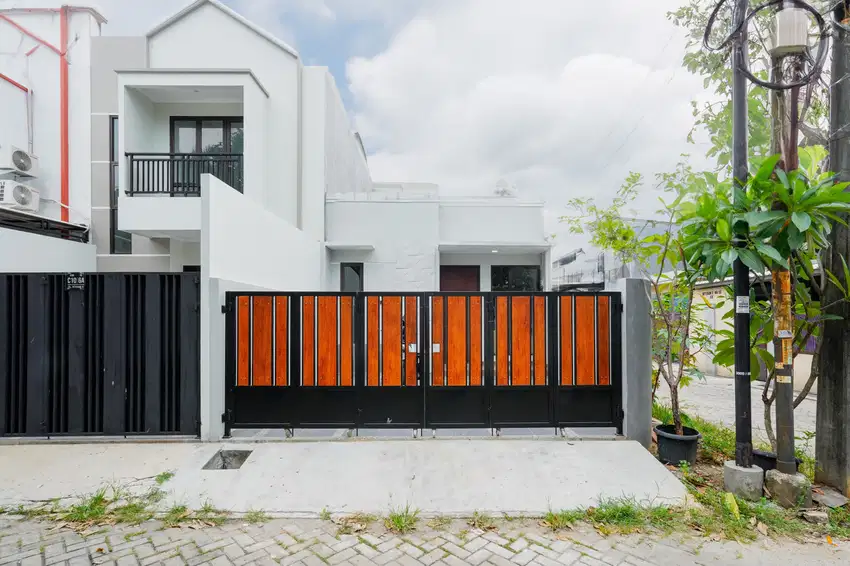 Rumah Strategis 20 Mnt ke RS Sari Asih Cipondoh Harga All In J-24623
