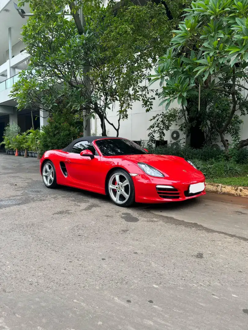 Porsche Boxter Convertible 2013 Merah