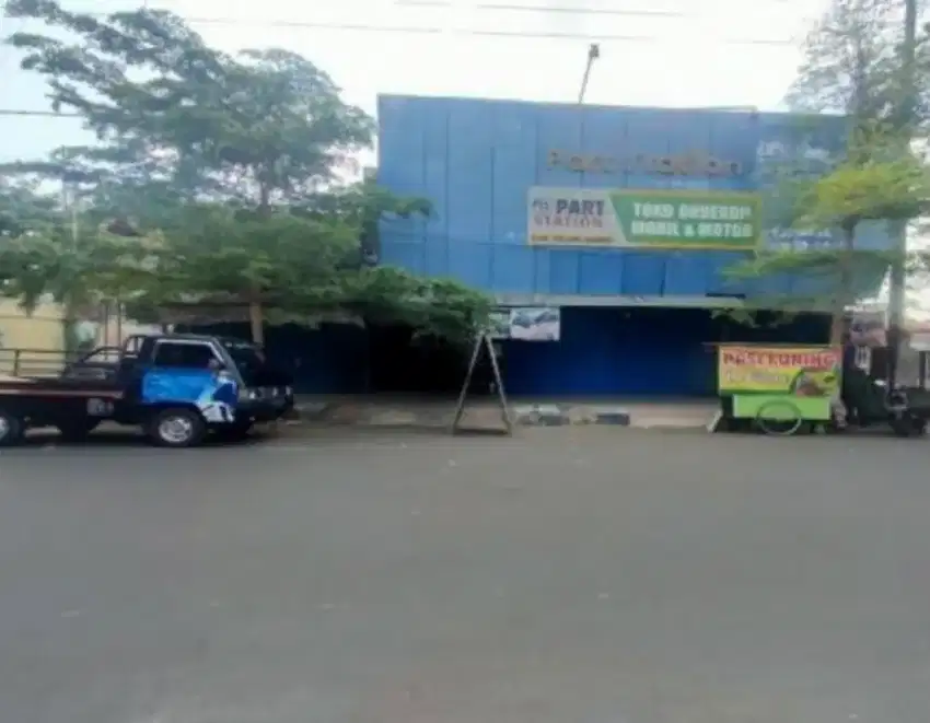 DIJUAL CEPAT Bangunan Toko, Kantor, dan Gudang di Kenayan, Tulungagung