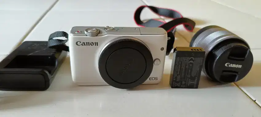 Canon eos m10 second