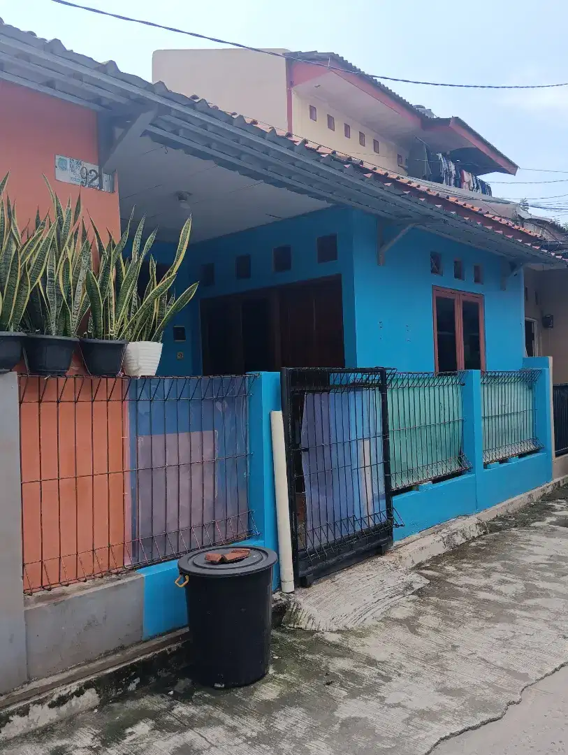 Dikontrakan perbulan 1 Rumah.